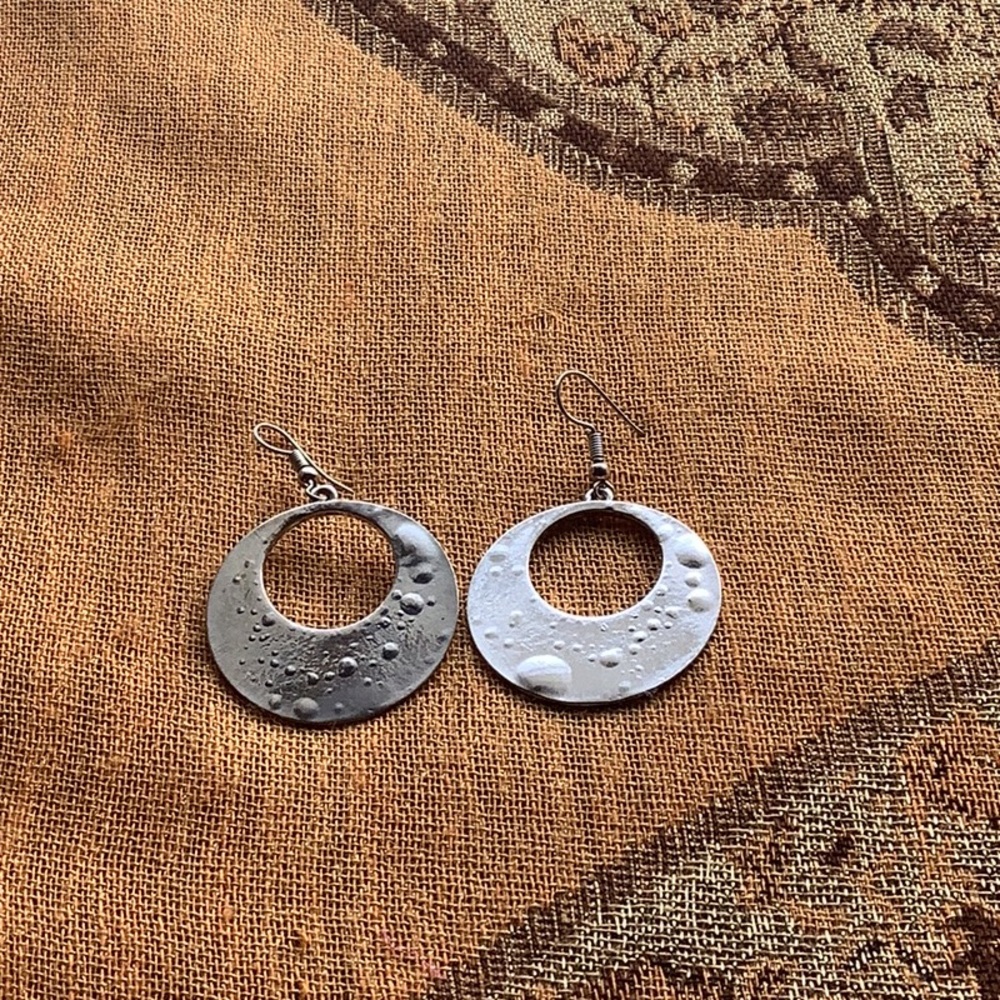 Dangle round pierced silver metal bubble earrings  wires